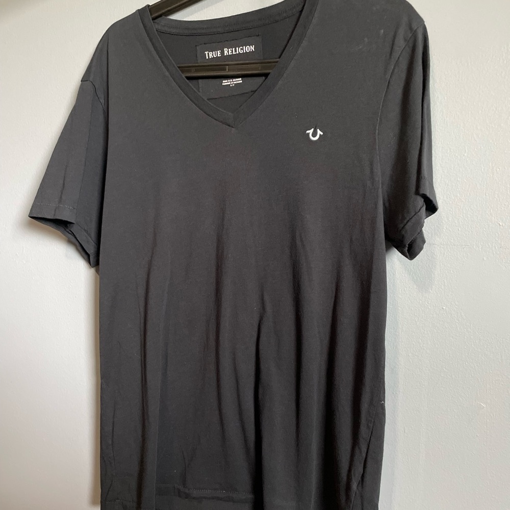 TRUE RELIGION Logo V-Neck - Men’s T-Shirts - Size S